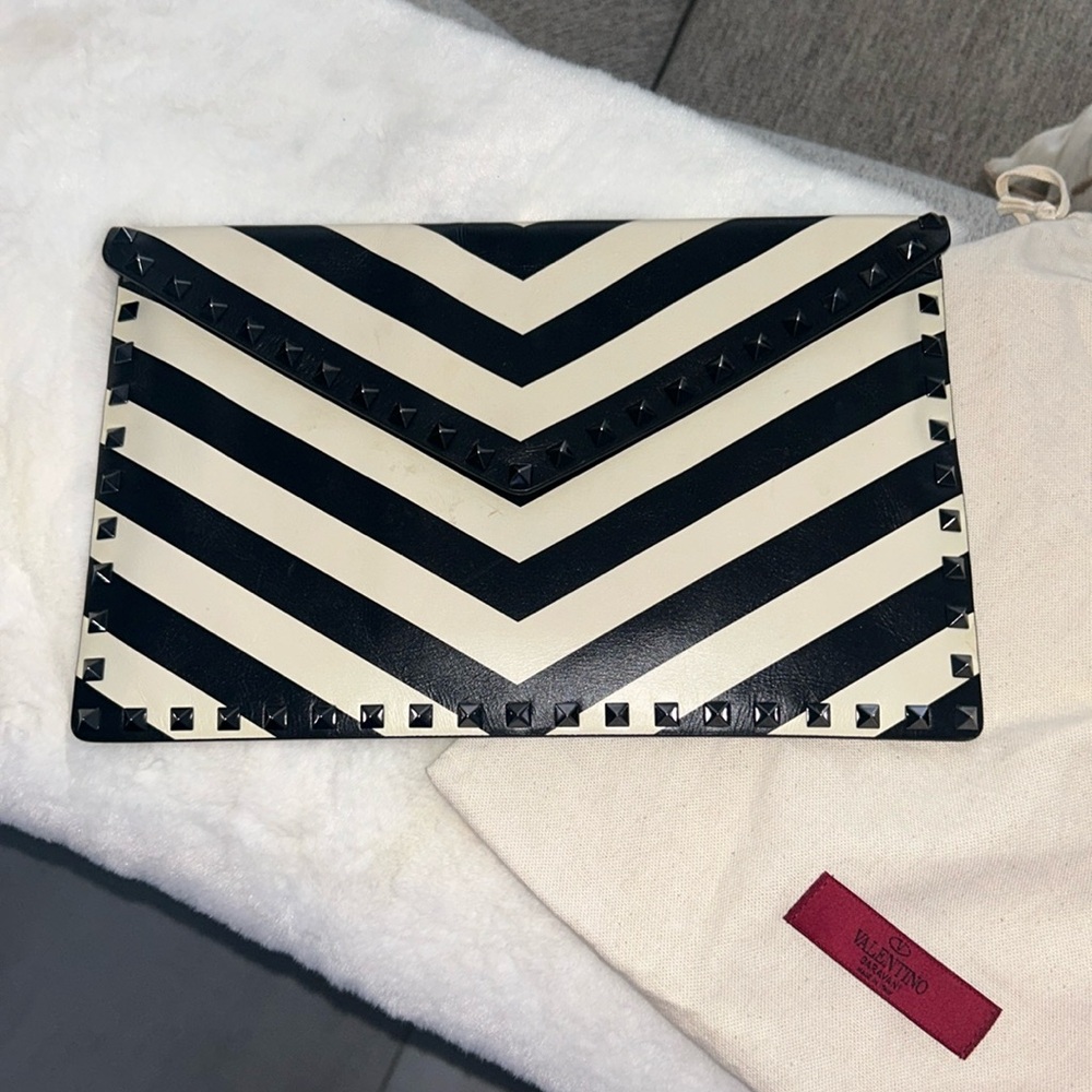 Valentino clutch